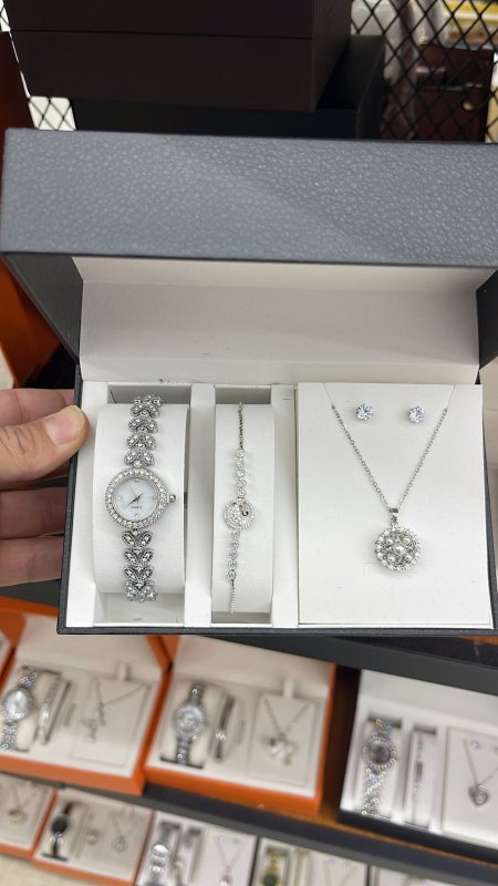 w.w.s.280 - waches women