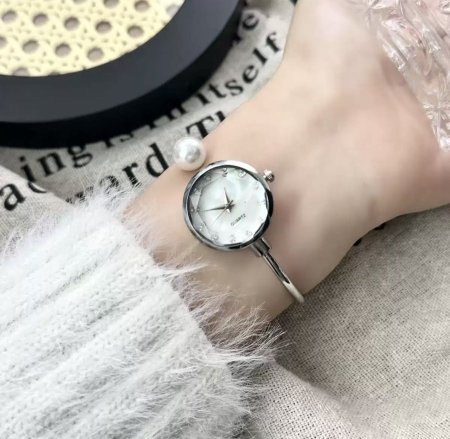 ساعات صبايا