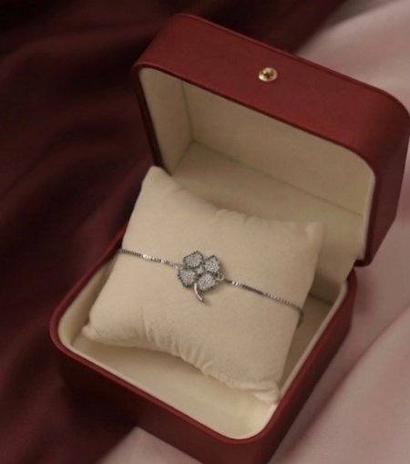 Bracelet-B.00