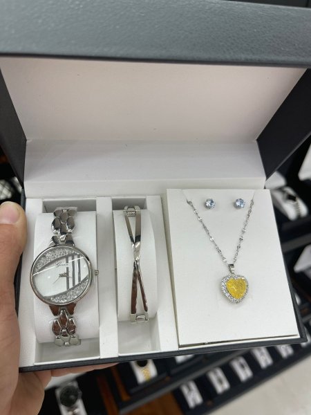 Women watche set -w.w.s.182